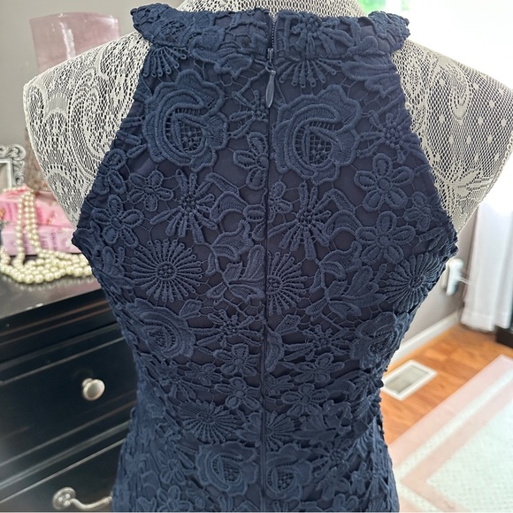 Lulus Navy Floral Lace Bodycon Mini Dress Size Large - Picture 7 of 15